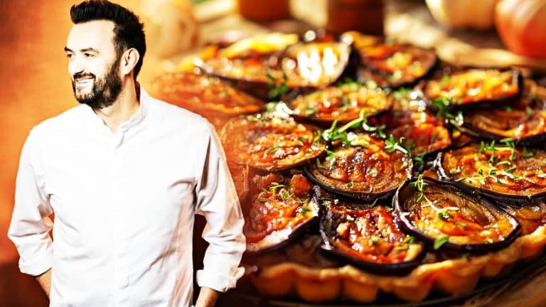 Cyril Lignac réinvente vos dîners avec sa tarte tatin d’aubergine : une recette simple à découvrir