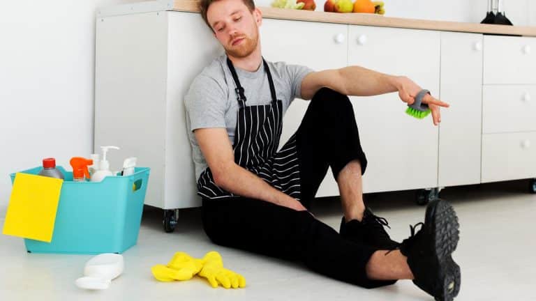 Révélez la splendeur de votre cuisine : guide ultime pour dégraisser et revitaliser votre hotte