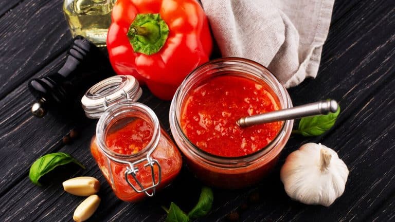 Les secrets pour une sauce tomate parfaite : conseils et astuces pour une consistance idéale