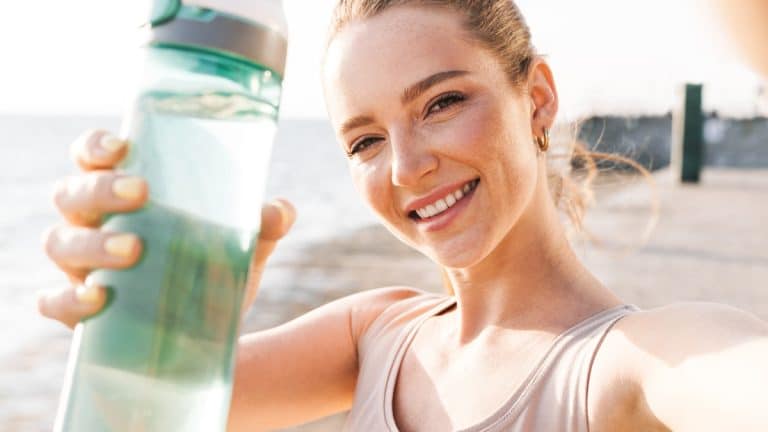 Les électrolytes : ces alliés méconnus pour booster votre hydratation et votre métabolisme