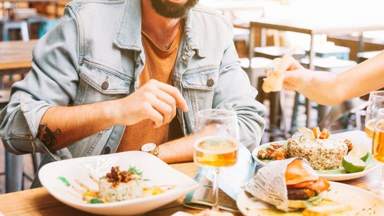 Pourquoi ce restaurant bruxellois est devenu le coup de cœur d’Angèle ?