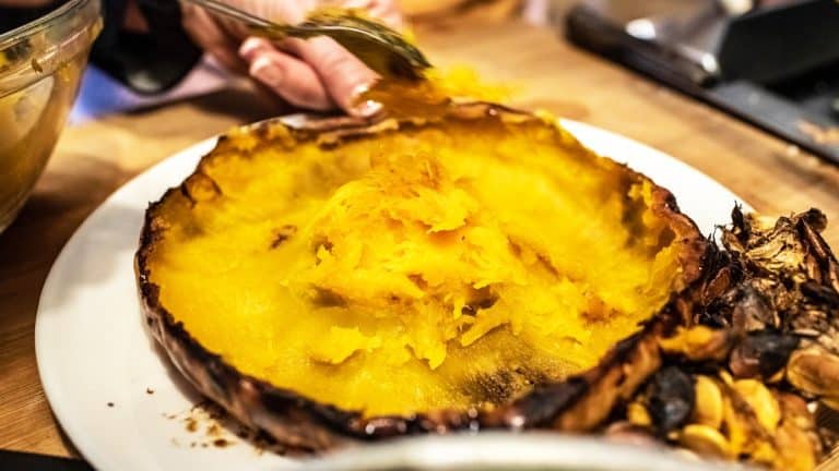 Redécouvrez l’automne avec ce hachis parmentier revisité à la courge butternut, un vrai délice pour vos dîners en famille