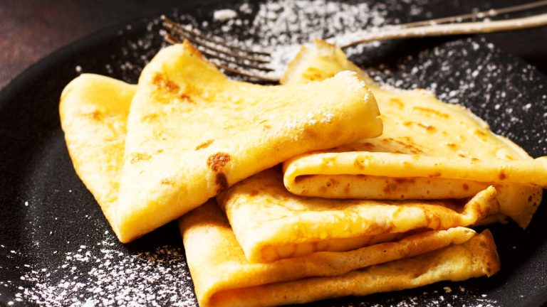 Crêpes instantanées : voici comment réaliser des crêpes savoureuses sans attendre le repos de la pâte