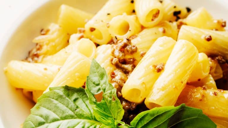 Voici comment élever vos repas avec cette recette savoureuse de mini penne aux cèpes et thym