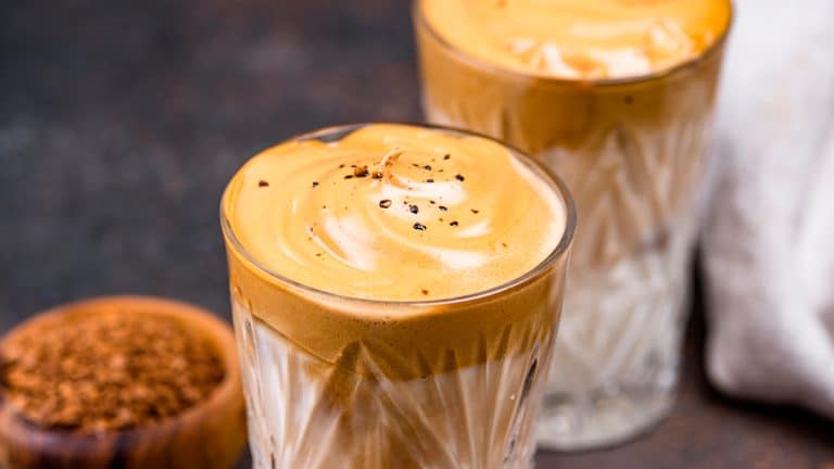 Golden latte : une caresse épicée pour réchauffer vos soirées d’hiver