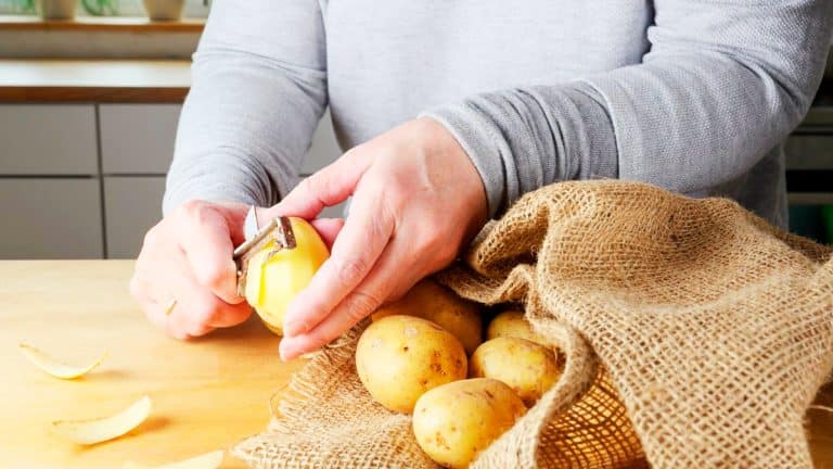 Secrets pour conserver vos pommes de terre fraîches plus longtemps et éviter la germination