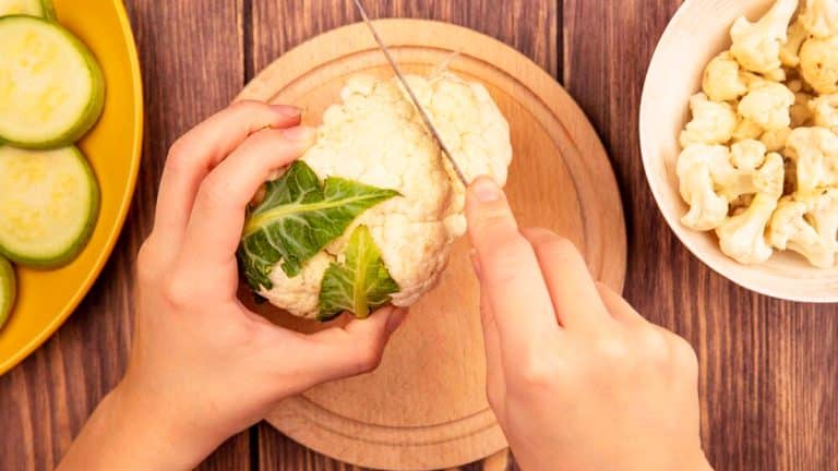 Découvrez comment transformer votre chou-fleur en délicieuses croquettes parmesanées pour un repas automnal réconfortant