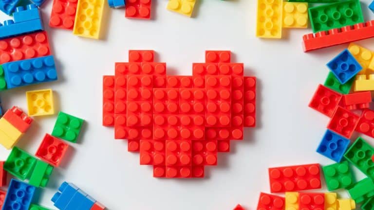 Découvrez comment rendre les lego de vos enfants impeccables sans peine